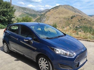 Blau Gebraucht 2015 Ford Fiesta Trend Limousine | 5.000 € (Fairer Preis)