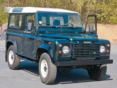 Gebraucht Land Rover Defender 118 PS (86 kW) 2003 Grün SUV