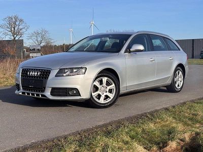 Silber Gebraucht 2009 Audi A4 Ambiente Kombi | 3.450 €