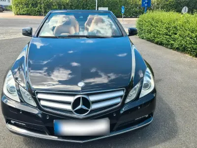 Gebraucht Mercedes E250 AMG 204 PS (150 kW) 2010 Schwarz Cabrio
