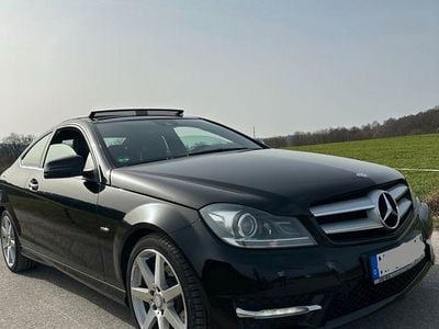 Gebraucht Mercedes C220 AMG 170 PS (125 kW) 2012 Schwarz Coupé