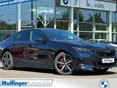 Neu BMW 550e Comfort Edition 489 PS (359 kW) 2026 Schwarz Limousine