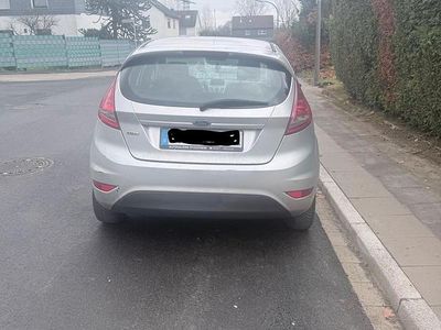 Gebraucht Ford Fiesta 68 PS (50 kW) 2009 Silber Kleinwagen