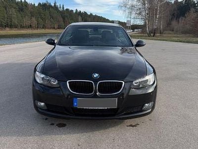 Gebraucht BMW 320 Cabriolet Performance 170 PS (125 kW) 2008 Schwarz Cabrio