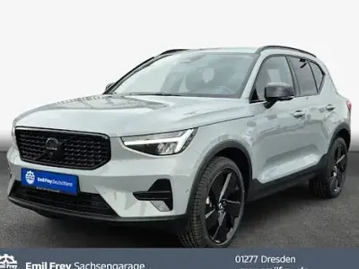 Nuova Volvo XC40 Plus 197 CV (144 kW) 2026 Grigio SUV