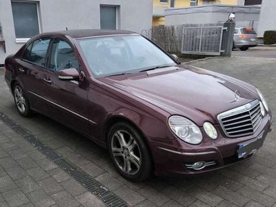 Mercedes E200