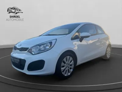 Gebraucht Kia Rio Edition 7 109 PS (80 kW) 2013 Weiß Kombi