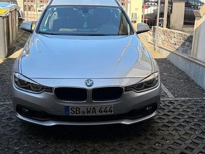 Gebraucht BMW 318 Advantage 136 PS (100 kW) 2019 Silber Kombi