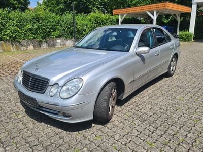 Mercedes E220