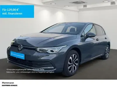 Usata VW Golf VIII Active 150 CV (110 kW) 2023 Grigio Berlina