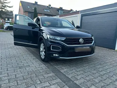 Usata VW T-Roc United 150 CV (110 kW) 2021 Nero SUV