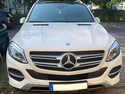 Używany Mercedes GLE350 258 KM (189 kW) 2016 Biały SUV