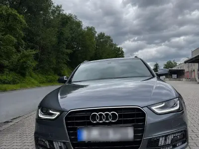 Gebraucht Audi A4 Ambiente 211 PS (155 kW) 2013 Grau Kombi