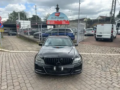 Gebraucht Mercedes C180 156 PS (114 kW) 2011 Schwarz Limousine