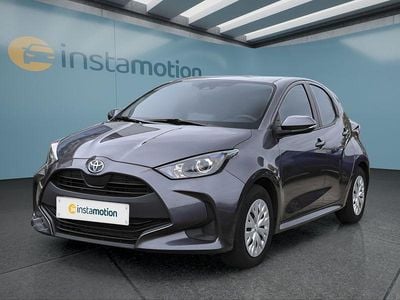 Gebraucht Toyota Yaris Hybrid 116 PS (85 kW) 2023 Grau Kleinwagen