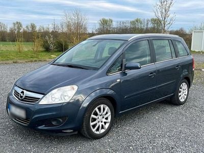Second-hand Opel Zafira 110 CP (80 kW) 2009 Albastru Monovolum