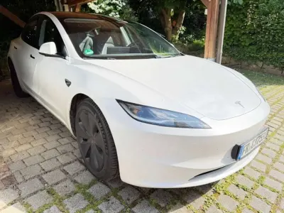 Brugt Tesla Model 3 258 kW (351 HK) 2023 Hvid Sedan