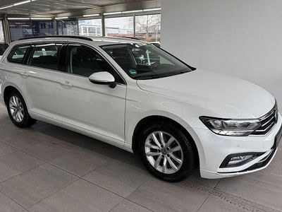 Gebraucht VW Passat Business 150 PS (110 kW) 2022 Weiß Kombi