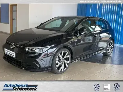 Gebraucht VW Golf VIII R-line 131 PS (96 kW) 2021 Schwarz Limousine