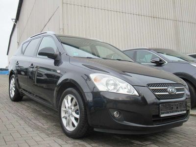 gebraucht Kia Ceed Sportswagon Ceed SW / Spirit-Klimaaut.-Leder-SHZ-PDC-Alu-Insp.Neu-2.Hand