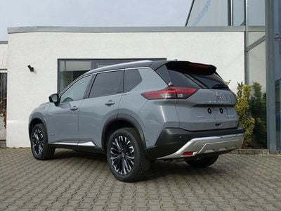 Neu Nissan X-Trail Tekna 213 PS (156 kW) 2025 Grau SUV