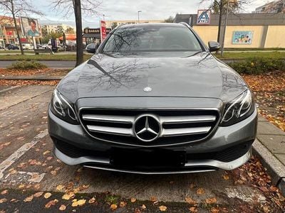 Mercedes E220
