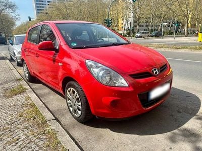 Usata Hyundai i20 77 CV (56 kW) 2009 Rosso Utilitaria