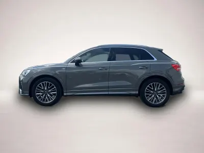 Gebraucht Audi Q3 S-Line 150 PS (110 kW) 2023 Manufacturer SUV
