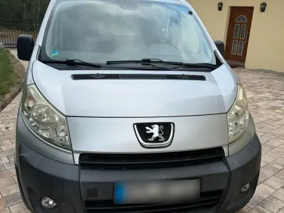Gebraucht Peugeot Expert 136 PS (100 kW) 2008 Silber Van