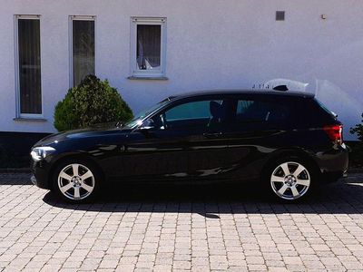 Gebraucht BMW 114 95 PS (69 kW) 2014 Grau Kleinwagen