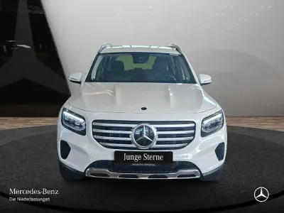 Gebraucht Mercedes GLB220 Progressive 190 PS (139 kW) 2025 Weiß SUV
