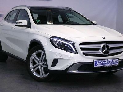 Usata Mercedes GLA200 156 CV (114 kW) 2016 Bianco SUV