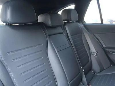 Używany Mercedes C300e AMG 203 KM (149 kW) 2024 Czarny
