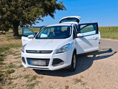 Gebraucht Ford Kuga SYNC Edition 150 PS (110 kW) 2016 Weiß SUV