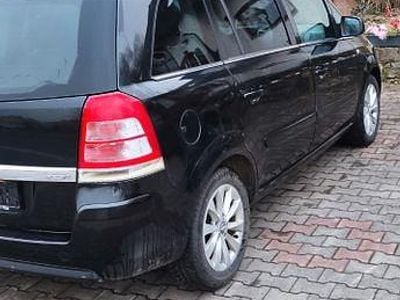 Gebraucht Opel Zafira Family 125 PS (91 kW) 2013 Schwarz Van / Kleinbus