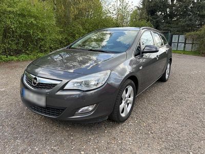 Gebraucht Opel Astra 2012 Grau Kombi