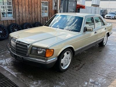 Usata Mercedes 280 SE 185 CV (136 kW) 1982 Verde Berlina