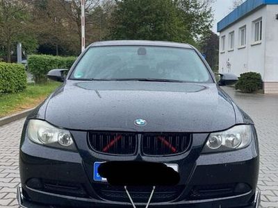 gebraucht BMW 318 i Benziner