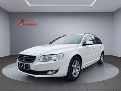 Ice white Gebraucht 2016 Volvo V70 Standard Kombi | 13.950 € (Teuer)