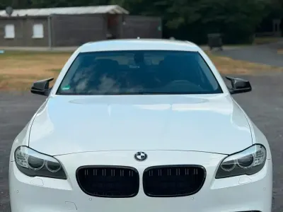 Gebraucht BMW 520 M Sport 184 PS (135 kW) 2010 Weiß Limousine