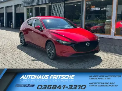 Neu Mazda 3 Center-Line 140 PS (102 kW) 2026 Rot Limousine
