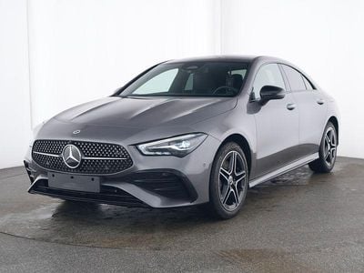 Gebraucht Mercedes CLA250e AMG 163 PS (119 kW) 2024 Metalliclack mountaingrau Limousine