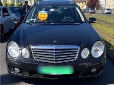 Mercedes E220