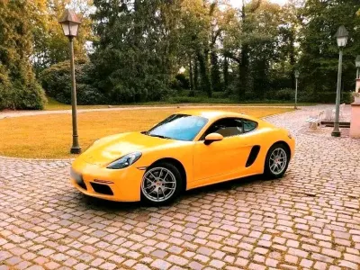 Brugt Porsche 718 Cayman 300 HK (220 kW) 2016 Gul Coupe