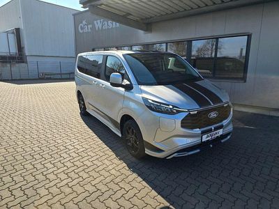 Gebraucht Ford Tourneo 232 PS (170 kW) 2025 Silber Van / Kleinbus