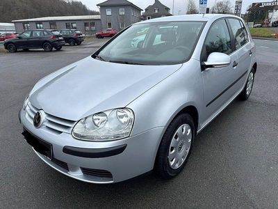 Gebraucht VW Golf IV Comfortline 102 PS (75 kW) 2005 Silber Limousine
