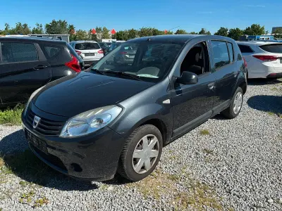 Używany Dacia Sandero Ambiance 75 KM (55 kW) 2009 Szary Hatchback