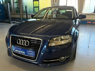 Gebraucht Audi A3 Sportback Ambition 125 PS (91 kW) 2011 Blau Kleinwagen