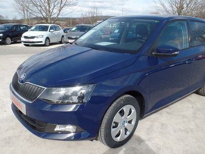 Gebraucht Skoda Fabia Ambition 90 PS (66 kW) 2015 Blau Kleinwagen