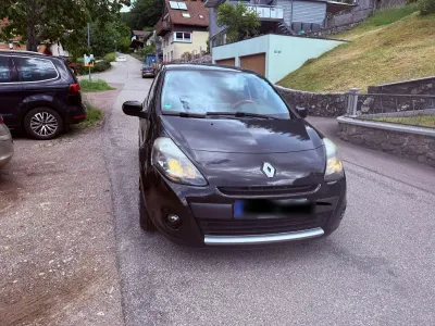 Gebraucht Renault Clio II Expression 75 PS (55 kW) 2010 Schwarz Kleinwagen